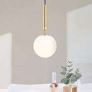 Freyza | Suspension en verre minimaliste Ljoma de style mid-century – Cuisine minimaliste, salle à manger