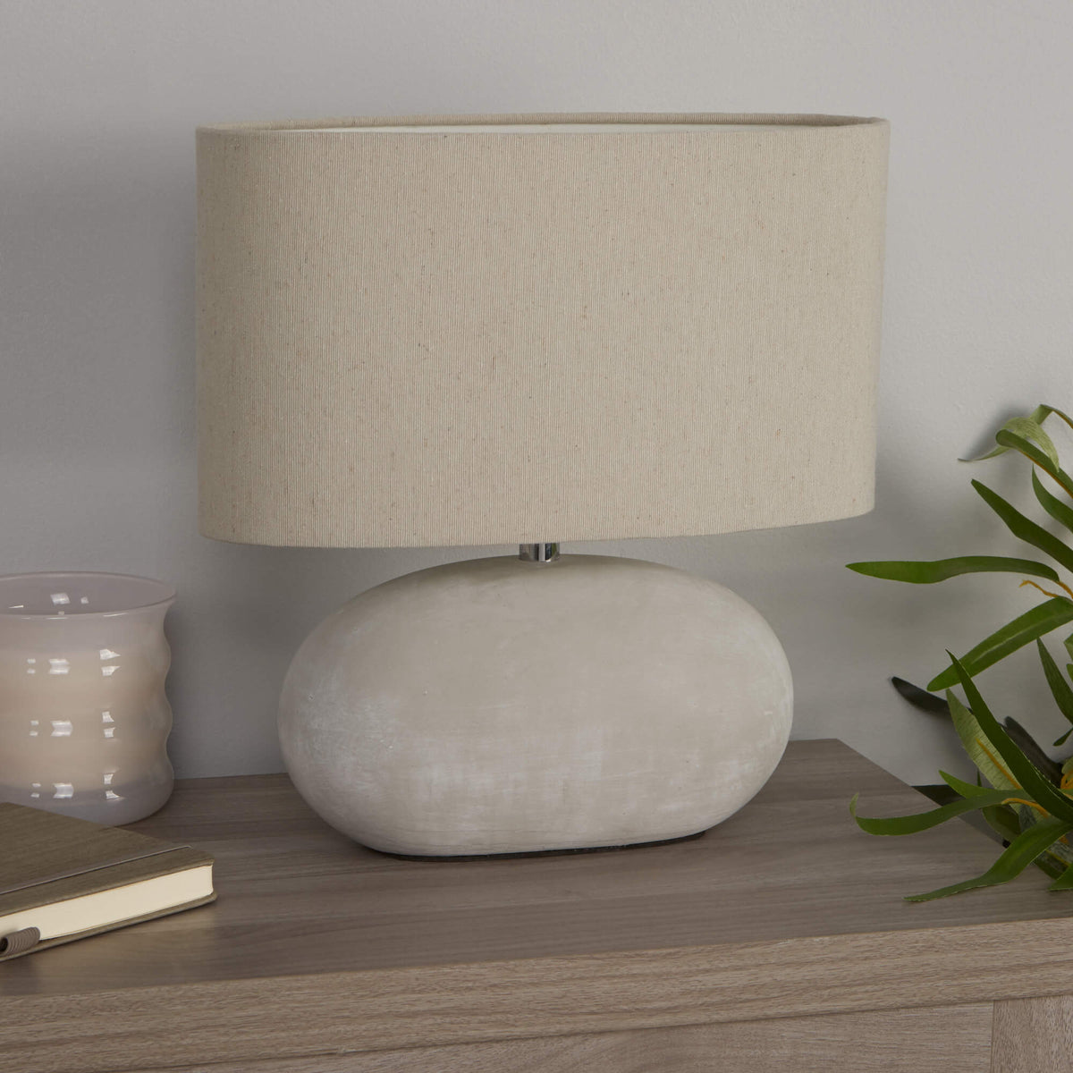 Freyza - Lampe de table en céramique grise | Design ovale avec abat-jour en tissu crème | Éclairage moderne minimaliste pour salon et chambre
