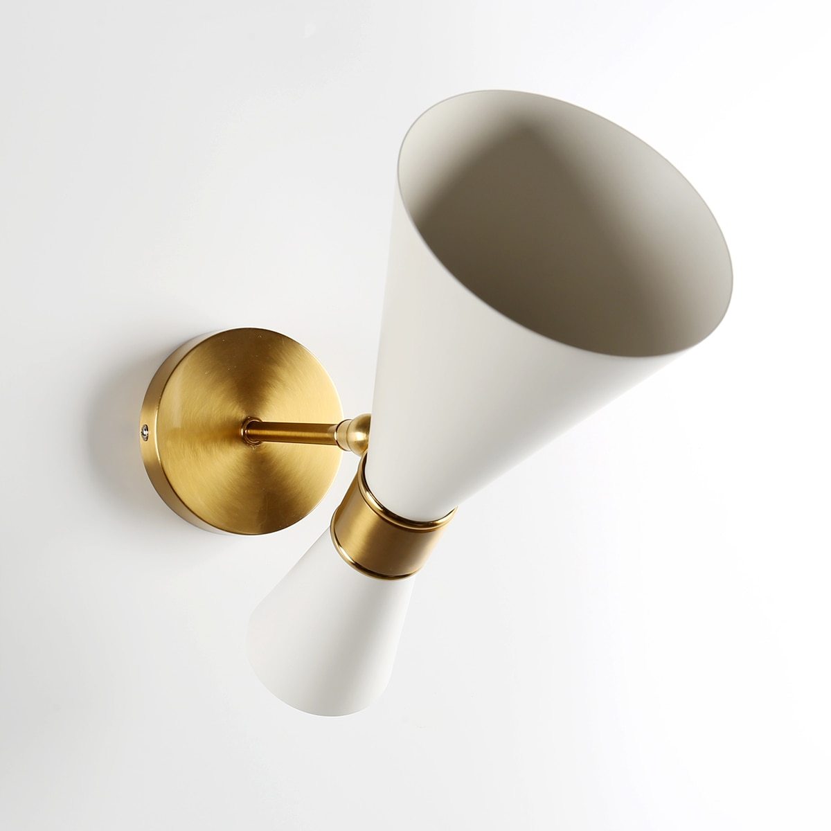 Freyza – Harrison – Moderne verstellbare Wandleuchte