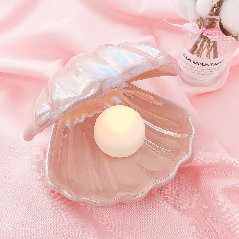 Freyza - Sirenita - Pearl & Shell Desk Lamp