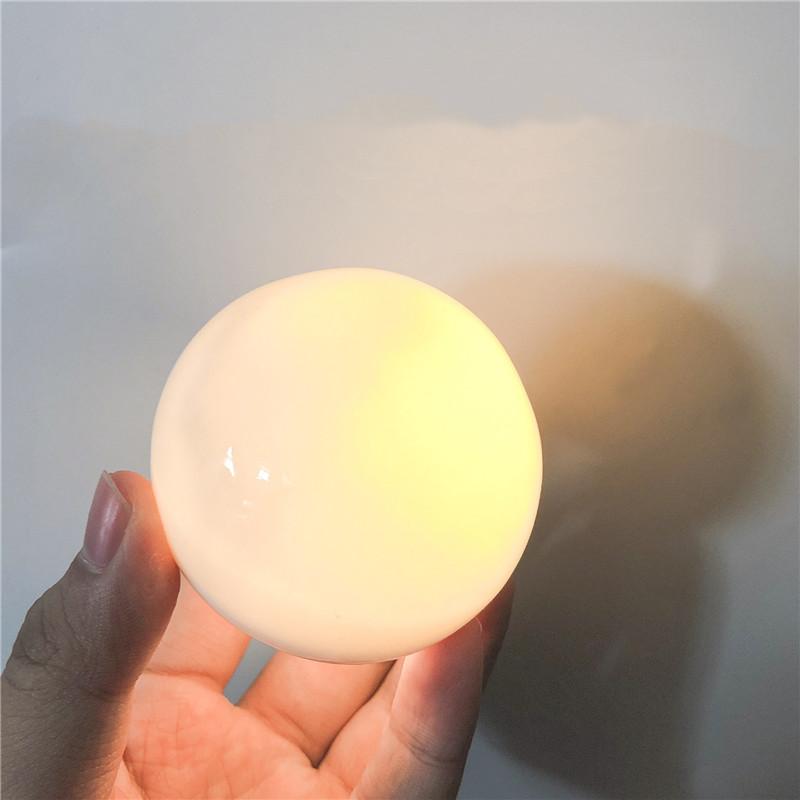 Freyza - Sirenita - Pearl & Shell Desk Lamp