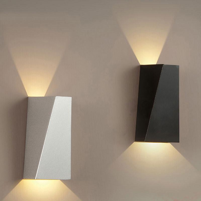 Freyza - Modern Geometric Wall Lamp
