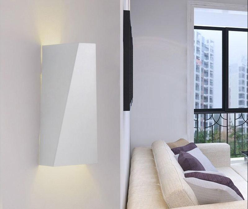 Freyza - Modern Geometric Wall Lamp