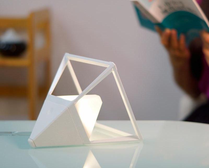 Freyza – pyramidenförmige, berührungsgesteuerte Diamantlampe