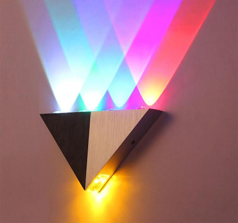 Freyza - Modern LED Triangle Wall Lamp