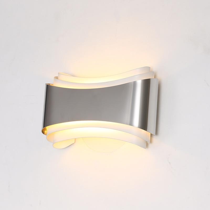 Freyza - Modern LED Curved Wall Lamp