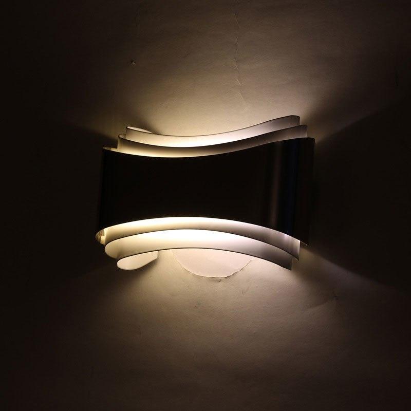 Freyza - Modern LED Curved Wall Lamp