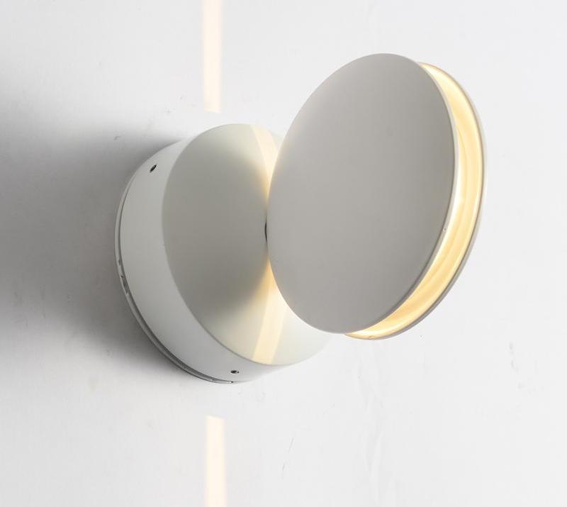 Freyza - Circular Wall Mount LED Lamp
