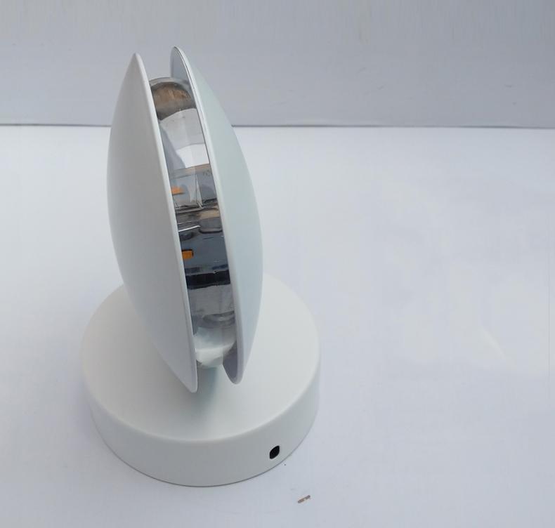 Freyza - Circular Wall Mount LED Lamp
