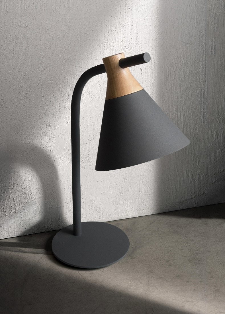 Freyza - Patriam - Modern Nordic Desk Lamp