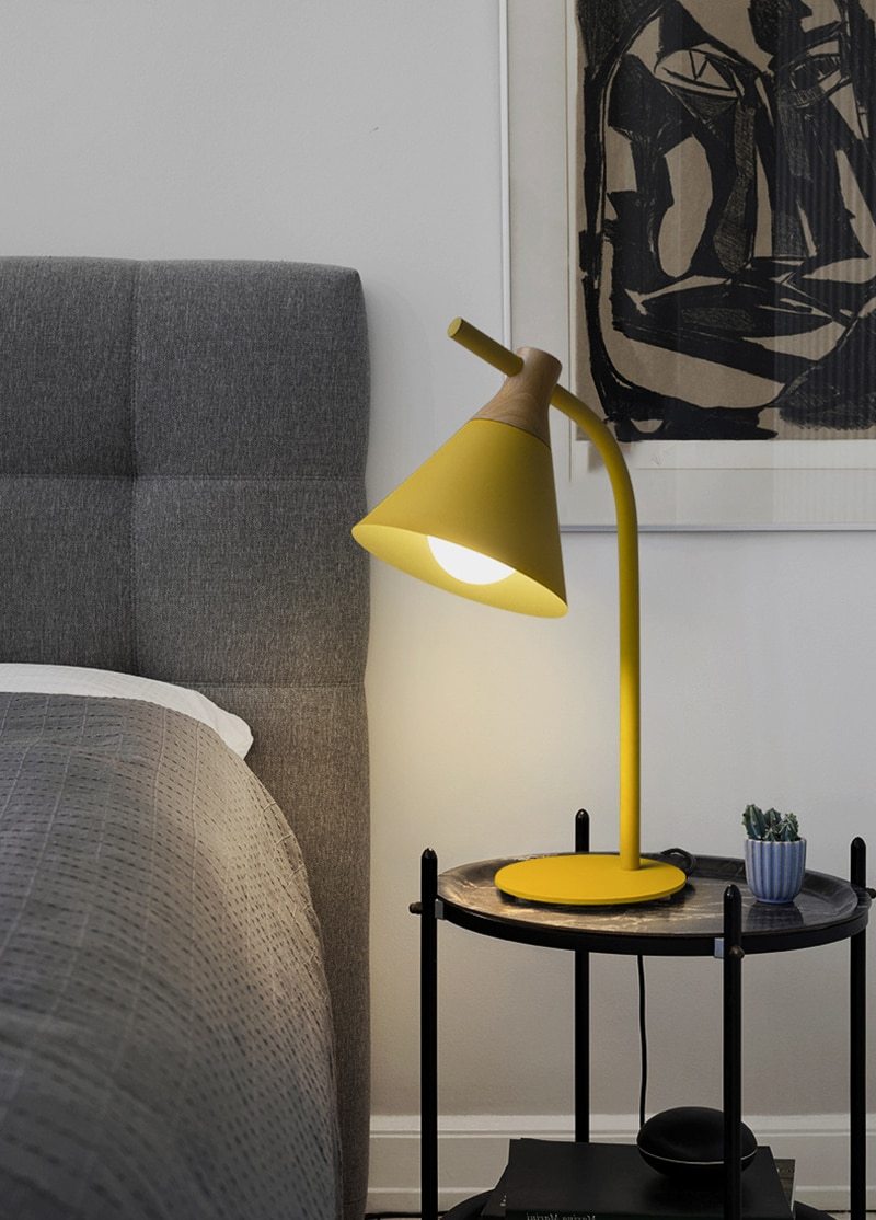 Freyza - Patriam - Modern Nordic Desk Lamp