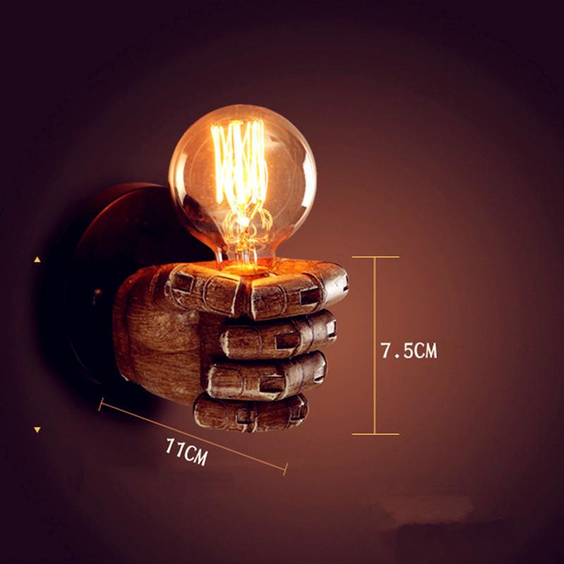 Freyza – Teneo – handgehaltene Wandleuchte