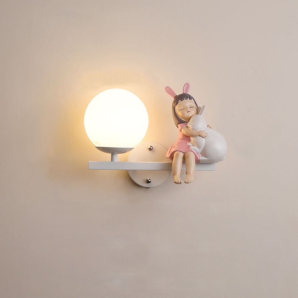 Freyza | Applique murale intérieure en verre blanc – Chambre et salon modernes