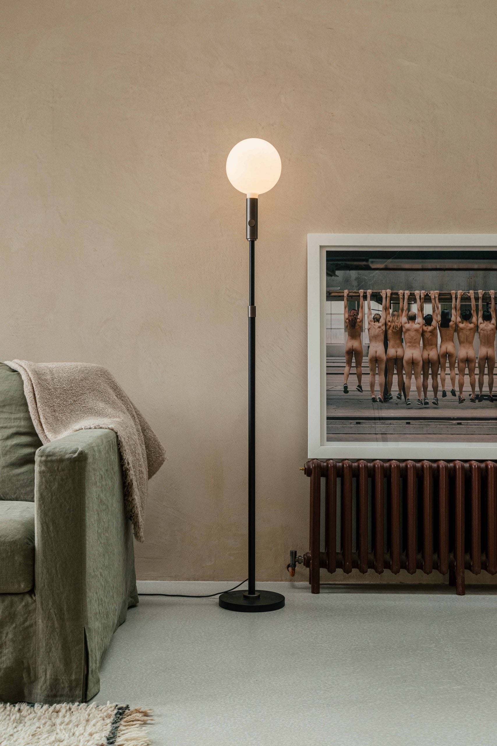 Freyza - Lampadaire réglable Tala Poise graphite