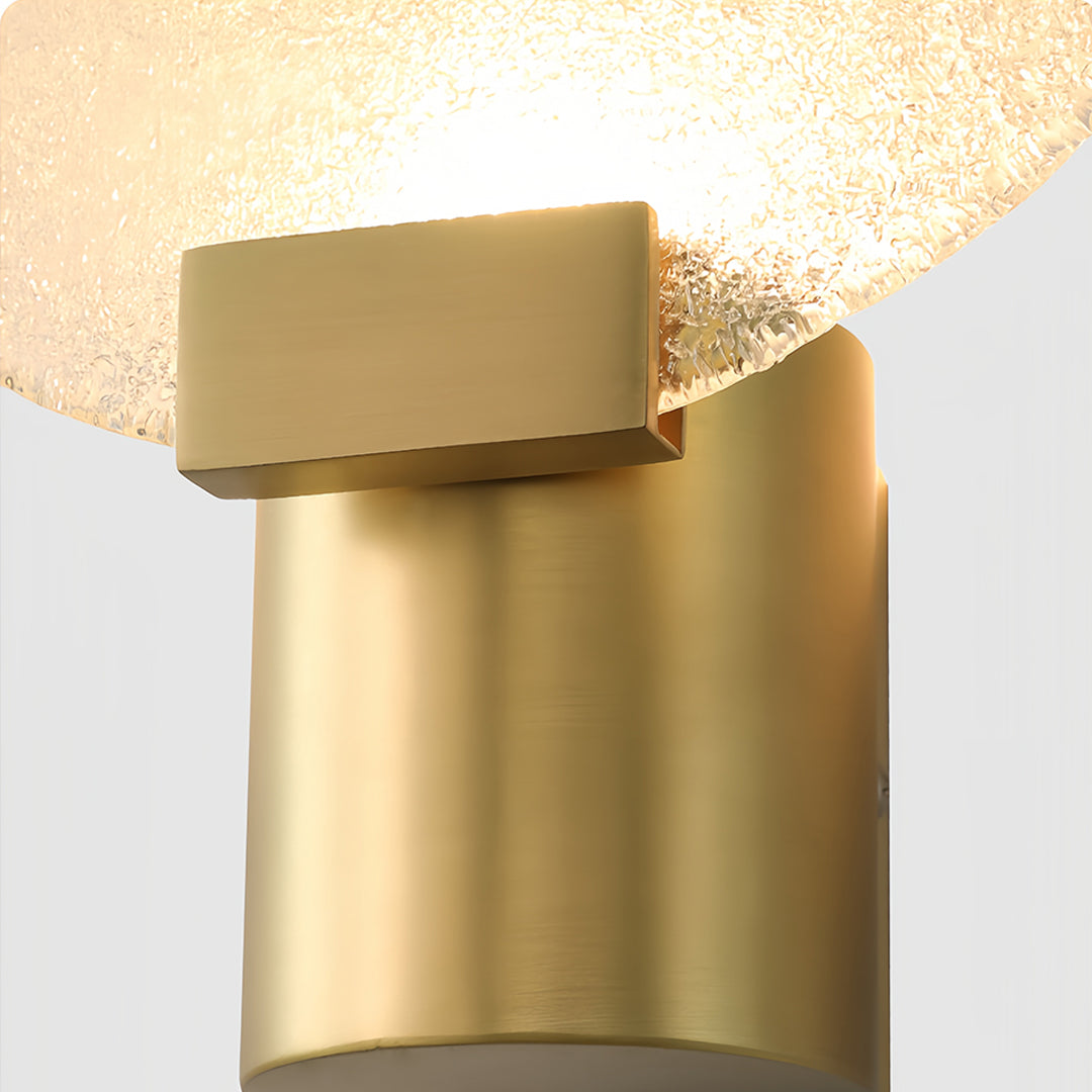 Freyza - LED Wall Sconce Light – Round Minimalist Glass Gold Metal (25cm / 9.8in)